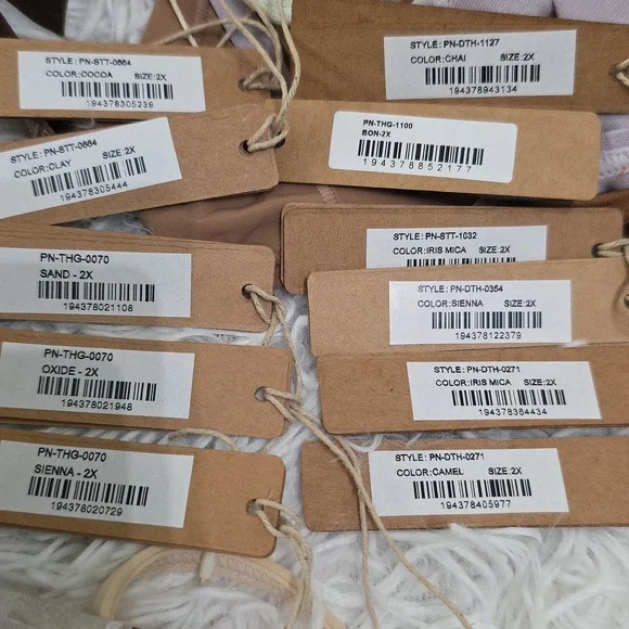 12pcs SKIMS Thongs 2X ( 11 NWT 1 NWOT) - Picture 6 of 9